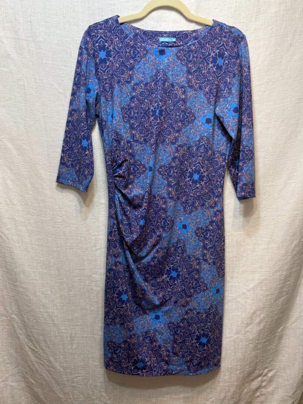 J.McLaughlin Blue Gold Patterned Stretch Knit Shift Dress Medium Like New